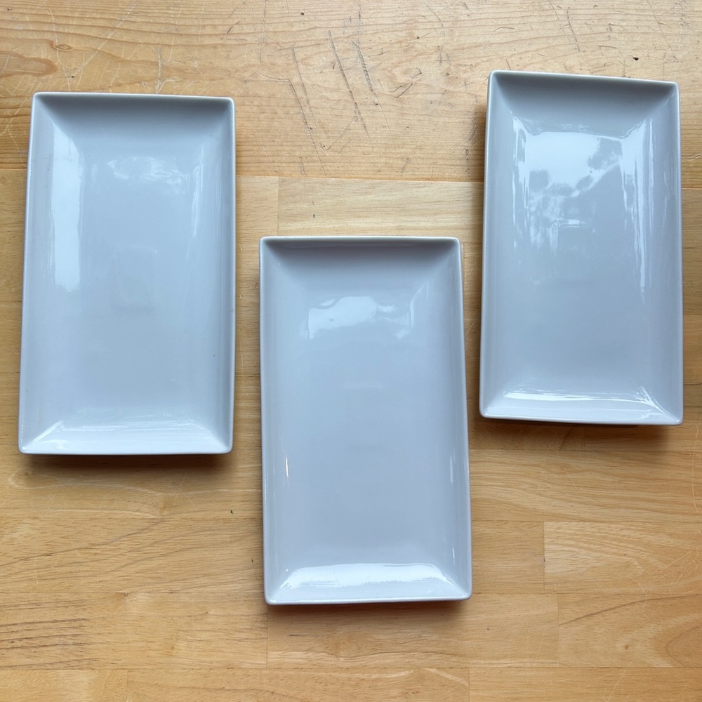 Perfect rectangles. Classic white plates by Crate + Barrel. A hostess staple.
